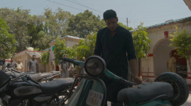 Mirzapur S03E01 1080p WEBRip 10bit DDP5 1 x265-HODL EZTV