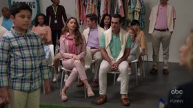 Modern Family S10E13 HDTV x264-SVA [eztv]