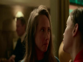 Modern Love Amsterdam S01E05 480p x264-mSD EZTV