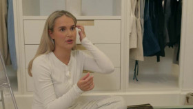 Molly-Mae Behind it All S01E02 XviD-AFG EZTV