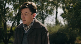 Monsieur Spade S01E01 1080p HEVC x265-MeGusta EZTV