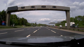 Motorway Cops Catching Britains Speeders S03E02 1080p HEVC x265-MeGusta EZTV