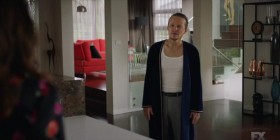 Mr Inbetween S02E09 Socks are Important HDTV x264-CRiMSON EZTV