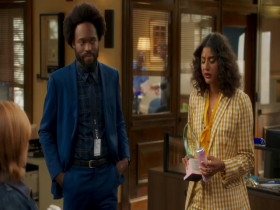 Mr Mayor S02E02 REAL 480p x264-mSD EZTV