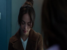 Murder in a Small Town 2024 S01E06 The Madness Method 480p x264-mSD EZTV