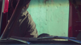 Natural Born Narco S01E02 720p WEB H264-SKYFiRE EZTV