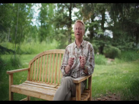 Nature S42E15 Grizzly 399 Queen of the Tetons 480p x264-mSD EZTV