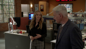 NCIS S17E18 1080p AMZN WEB-DL DDP5 1 H 264-NTb EZTV