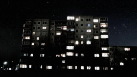 Neighborhood Wars S06E11 1080p WEB h264-EDITH EZTV