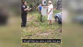 Neighborhood Wars S06E27 1080p HEVC x265-MeGusta EZTV