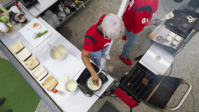 NFL Tailgate Takedown S01 1080p WEBRip AAC2 0 x264-CBFM EZTV