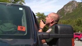 North Woods Law S15E03 Cliff Face Crisis 720p HEVC x265-MeGusta EZTV