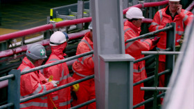 NOVA S50E01 London Super Tunnel 720p WEB h264-BAE EZTV