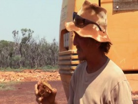 Outback Opal Hunters S03E18 480p x264-mSD EZTV