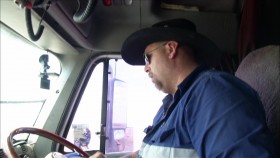 Outback Truckers S02E08 720p WEB x264-CRiMSON EZTV