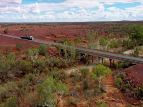Outback Truckers S09E13 480p x264-mSD EZTV