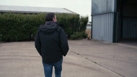 Panorama 2025 02 03 Rewiring Britain The Race to Go Green 1080p HDTV H264-DARKFLiX EZTV