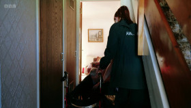 Paramedics on Scene S05E03 1080p WEBRip x264-CBFM EZTV