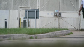 Parole S02E02 Can Leopards Change Their Spots 1080p WEBRiP x264-DARKFLiX EZTV