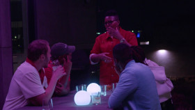 PAUSE with Sam Jay S02 1080p WEBRip DD2 0 x264-MIXED EZTV