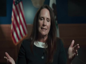 People Magazine Presents Crimes of the 2000s S01E01 480p x264-mSD EZTV