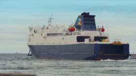 Pete Wicks For Dogs Sake S01E04 1080p WEB h264-CODSWALLOP EZTV