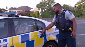 Police Ten 7 S28E03 HDTV x264-MAKIMAKI EZTV