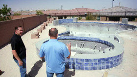 Pool Kings S10E03 Desert Pool for the Whole Family 720p WEB h264-KOMPOST EZTV