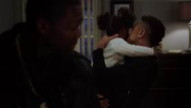 Power S03E05 Help Me 1080p TrueHD 7 1 AVC REMUX-FraMeSToR EZTV