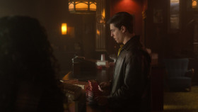 Pretty Little Liars Original Sin S01E03 1080p WEB H264-CAKES EZTV