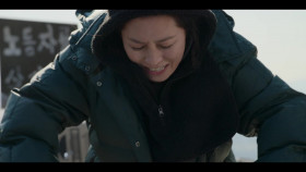 Queenmaker S01E01 720p WEB h264-EDITH EZTV