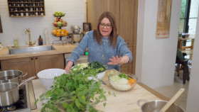 Rachael Ray In Tuscany S01E05 720p WEB H264-SKYFiRE EZTV