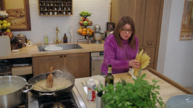 Rachael Ray In Tuscany S01E14 720p WEB H264-SKYFiRE EZTV