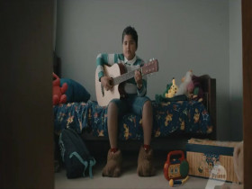 Raised by Refugees S01E04 480p x264-mSD EZTV