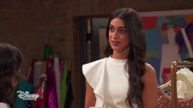 Ravens Home S04E05 HDTV x264-BABYSITTERS EZTV