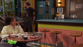 Ravens Home S05E20 Stylin and Profilin 720p HEVC x265-MeGusta EZTV