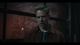 Reacher S02E06 New Yorks Finest 1080p Blu-ray 10Bit DDP5 1 HEVC-d3g EZTV