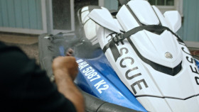 Rescue HI-Surf S01E08 Drop In 1080p AMZN WEB-DL DDP5 1 H 264-NTb EZTV