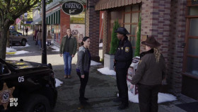 Resident Alien S01E02 720p WEB x265-MiNX EZTV