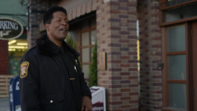 Resident Alien S03E05 Lovebird 720p BluRay DD5 1 H 264-NTb EZTV