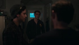 Riverdale S02E17 Chapter Thirty The Noose Tightens 720p NF WEB-DL DD5 1 x264-NTb EZTV