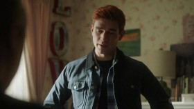 Riverdale US S05E05 Chapter Eighty-One The Homecoming 1080p HDTV x264-aFi EZTV