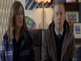 Rosehaven S04E07 480p x264-mSD EZTV