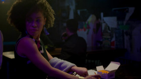 Run the World S02E02 1080p WEB H264-CAKES EZTV