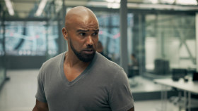 S W A T 2017 S06E02 Thai Another Day 1080p AMZN WEB-DL DDP5 1 H 264-NTb EZTV