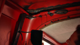 Salvage Hunters Classic Cars S07E05 Morris Minor GPO Van 720p HEVC x265-MeGusta EZTV