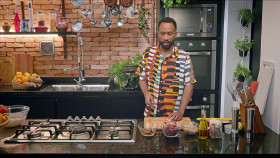 Sandy plus Chef S01 PORTUGUESE 720p HMAX WEBRip DD5 1 x264-KOGi EZTV