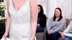 Say Yes to the Dress UK S02E10 The Bridal Blur Show 720p WEB x264-GIMINI EZTV