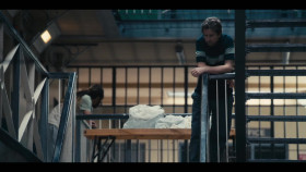 Screw S02E03 1080p ALL4 WEB-DL AAC2 0 H 264-NION EZTV