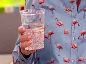 Secrets of Your Supermarket Food S02E08 480p x264-mSD EZTV